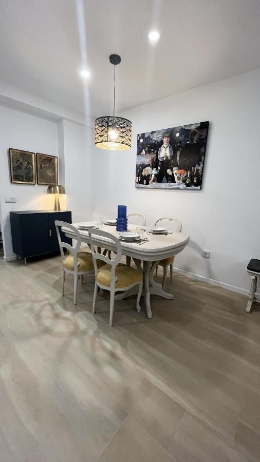 180 Home Luxury Redes Sevilla Bagian luar foto
